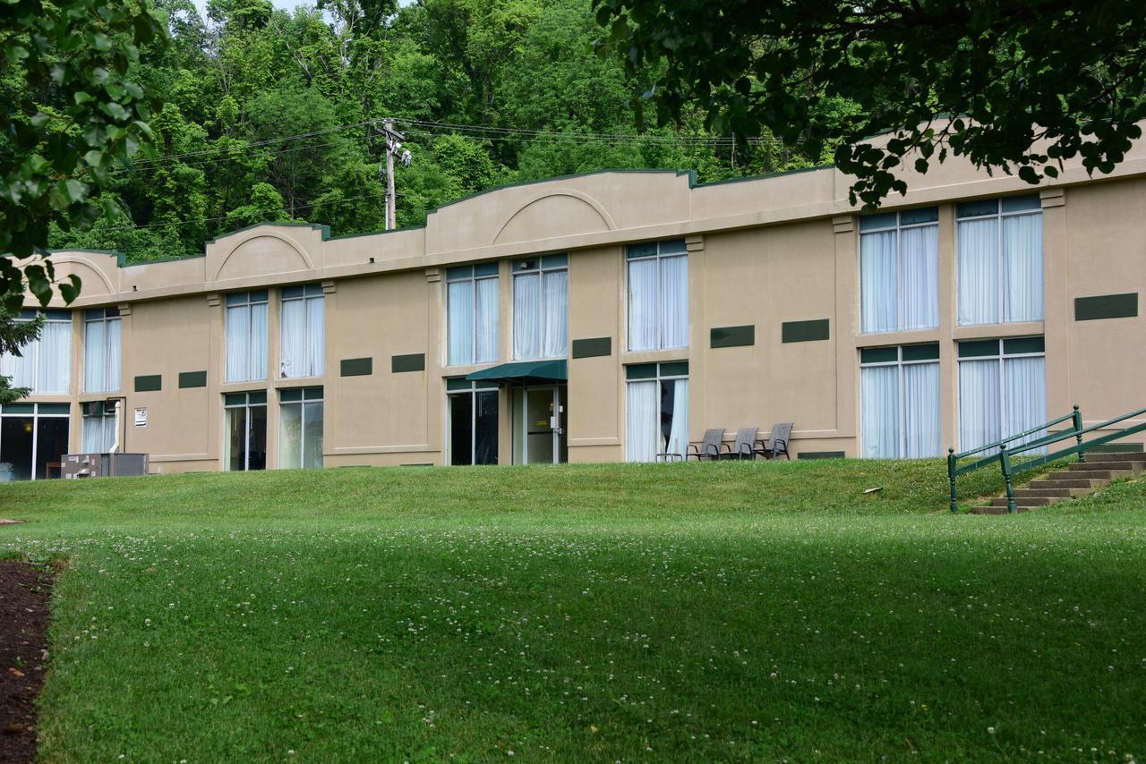 Red Roof Inn Cambridge, Oh Εξωτερικό φωτογραφία