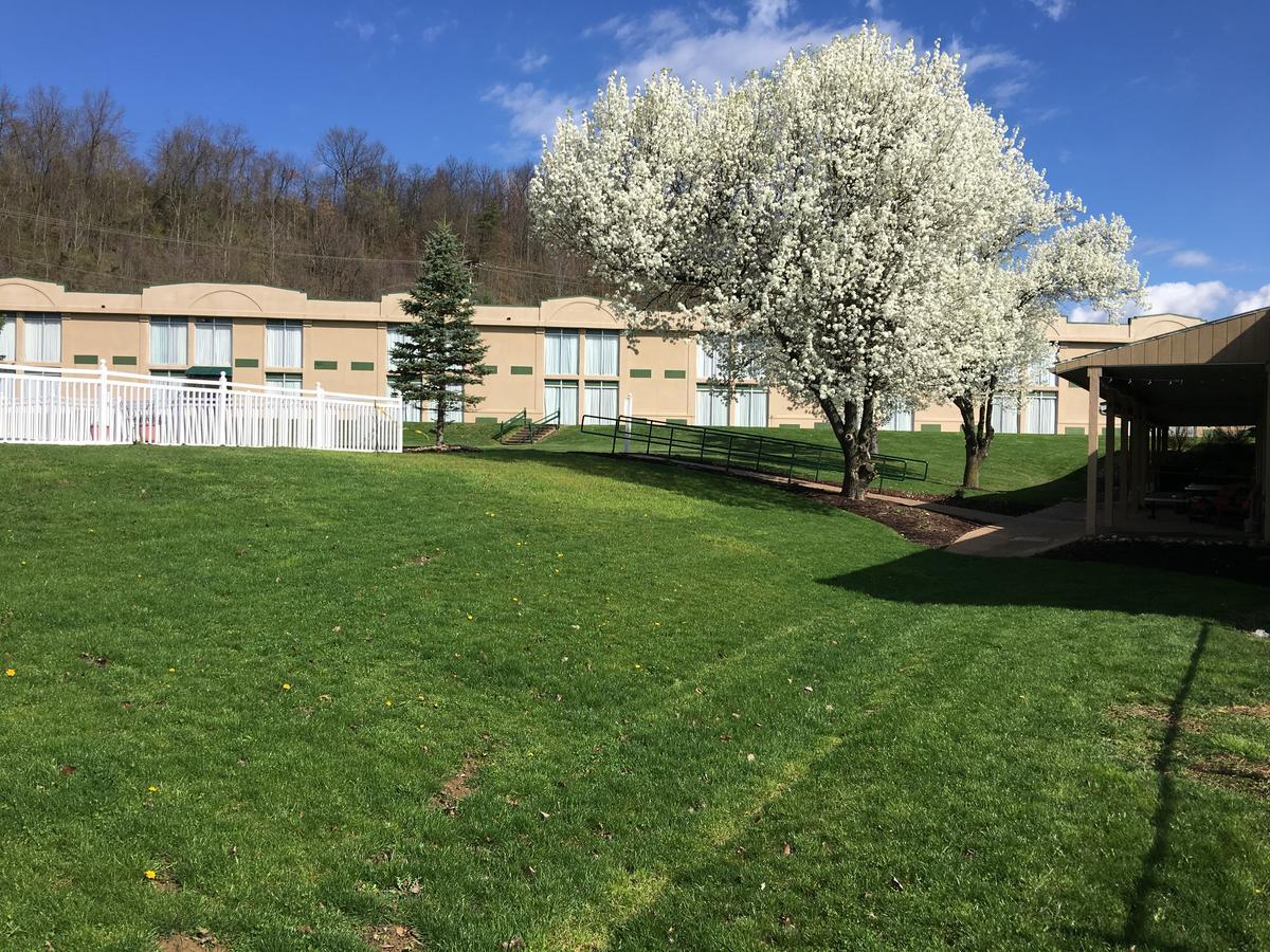 Red Roof Inn Cambridge, Oh Εξωτερικό φωτογραφία