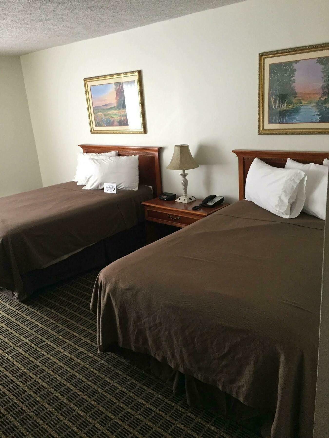 Red Roof Inn Cambridge, Oh Εξωτερικό φωτογραφία